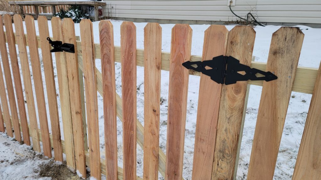 contractor for wooden gate fencing installation in Indianapolis