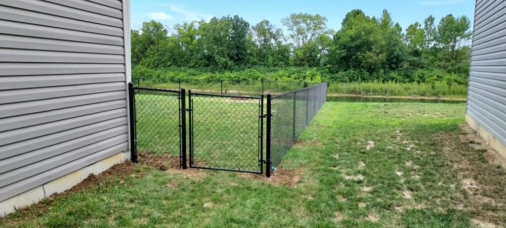 residential contractor chain link fencing in Indianapolis