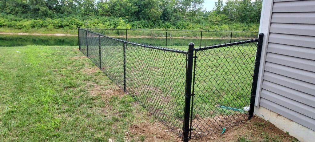 contractor chain link fencing in Indianapolis