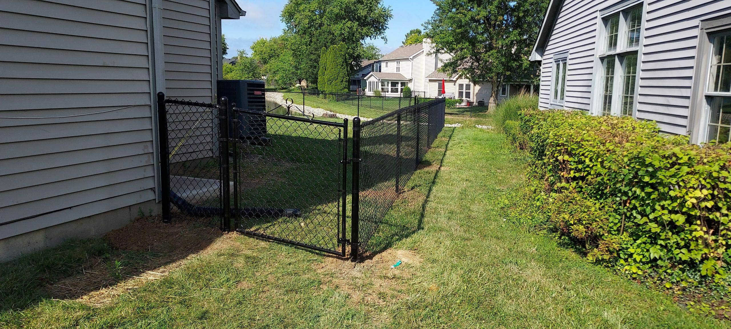 contractor chain fence installation in Indianapolis