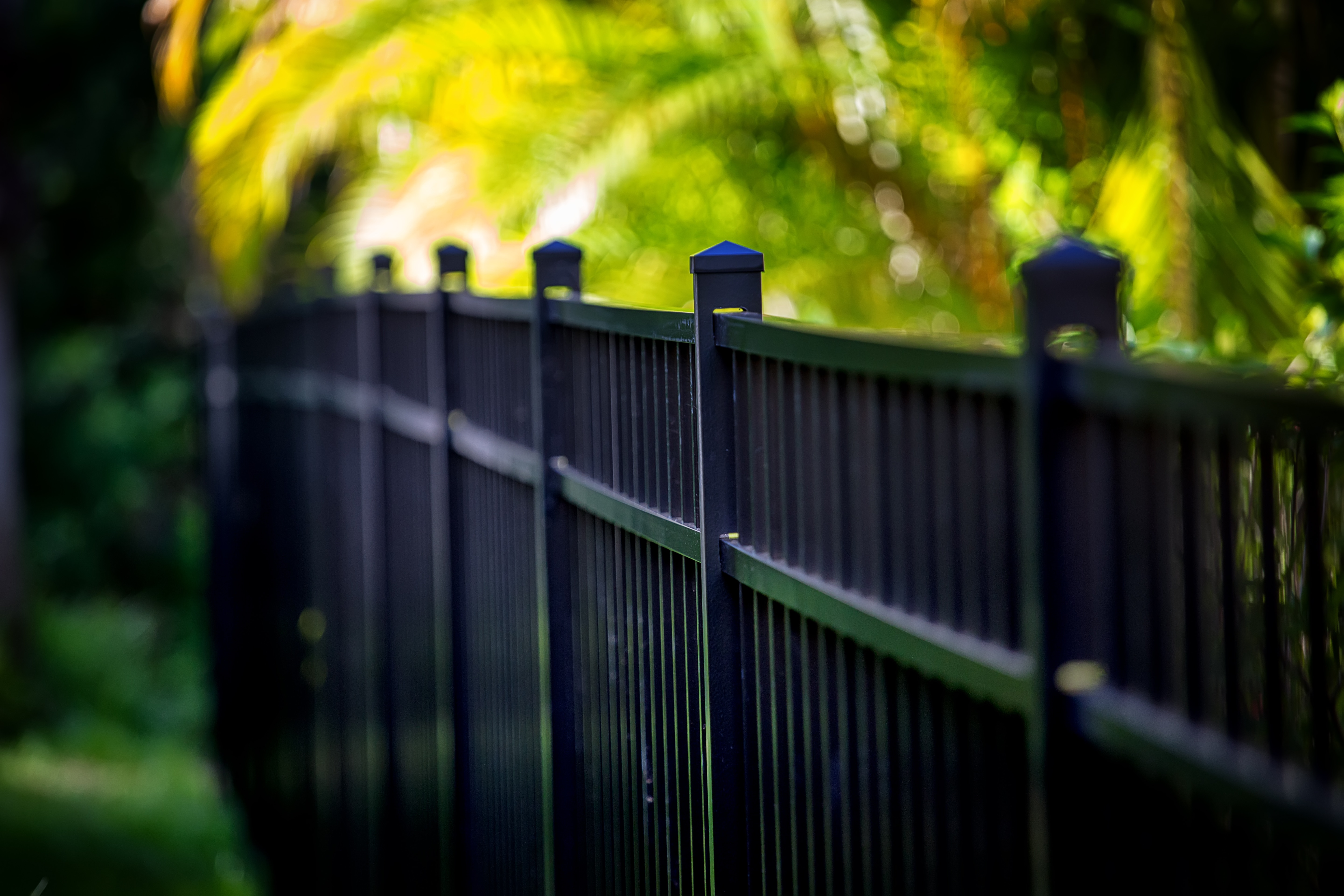5 Reasons Why Your Next Fence Should Be Aluminum